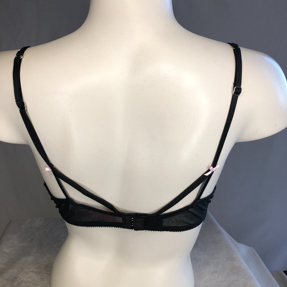 Victoria's Secret Underwire Push Up Demi Bra - Picture 5 of 5